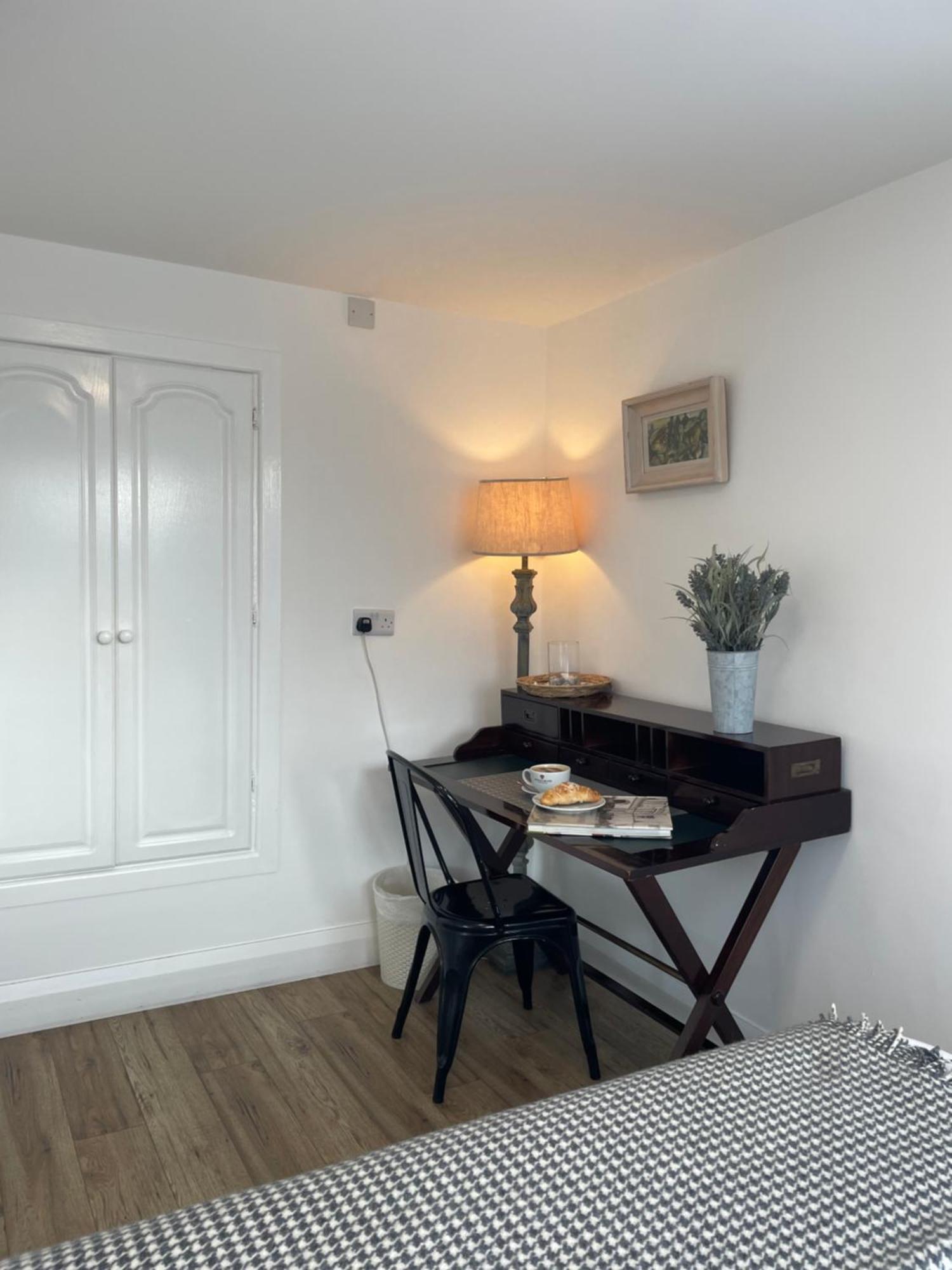 Bed and Breakfast Mocha Newcastle Galway Exterior foto